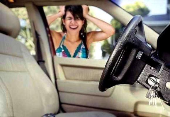 Что делать, когда владелец авто потерял ключи или закрыл их в машине?
