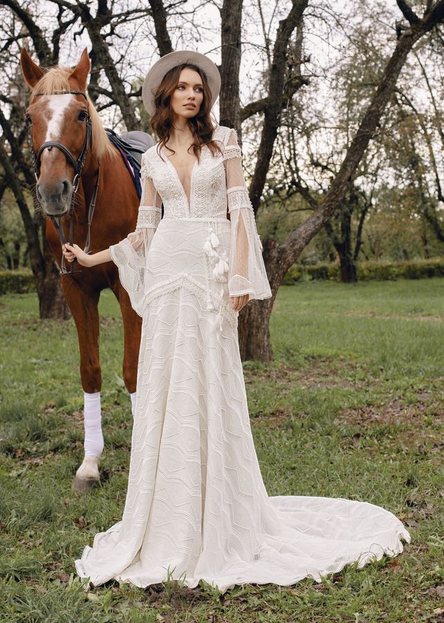Свадебные платья в стиле бохо и рустик