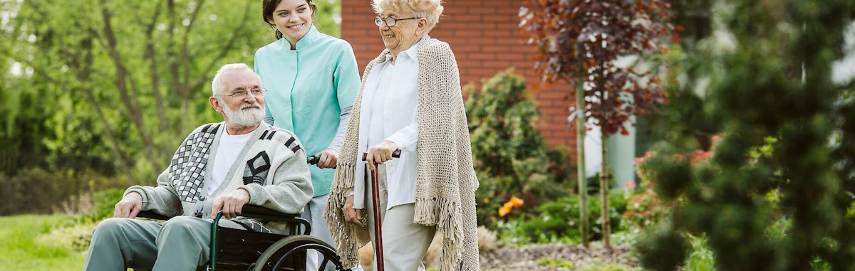 Как устроено питание в пансионатах для пожилых и почему важно учитывать состояние здоровья