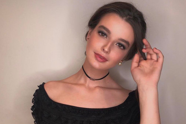 16-ЛЕТНЯЯ САША СТРИЖЕНОВА РЕШИЛАСЬ НА ПЕРЕМЕНЫ ВО ВНЕШНОСТИ