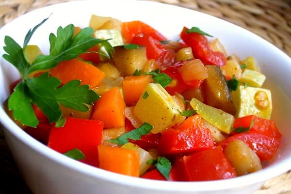 Простые и легкие рецепты салатов